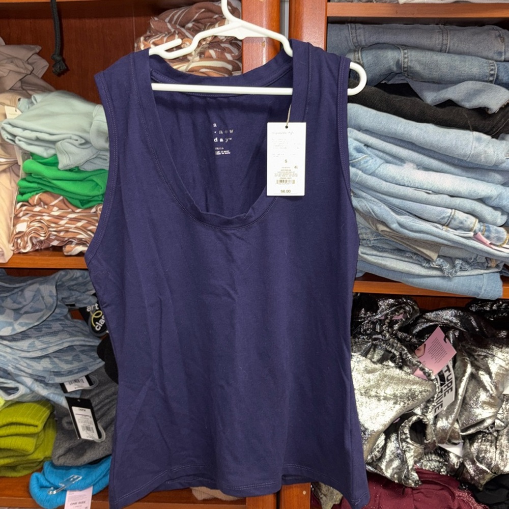 5/$10 Women’s tank top